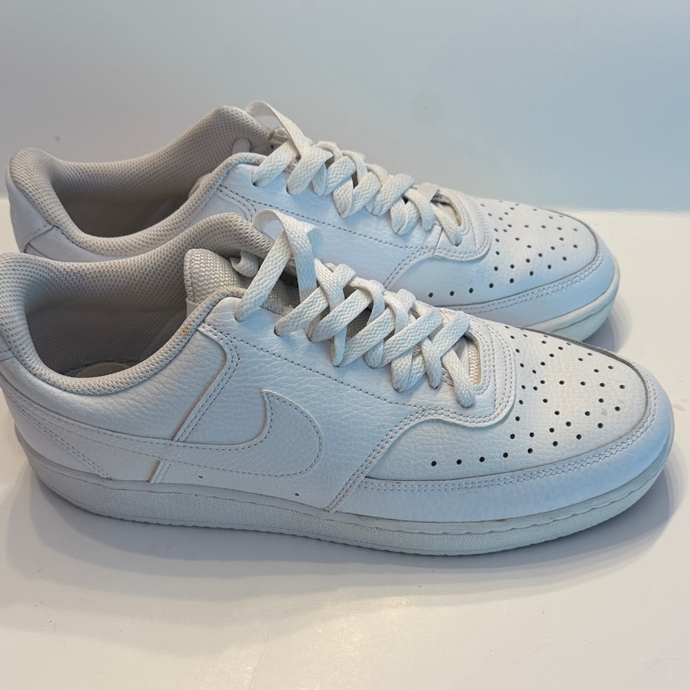 Nike Men's Court Low
